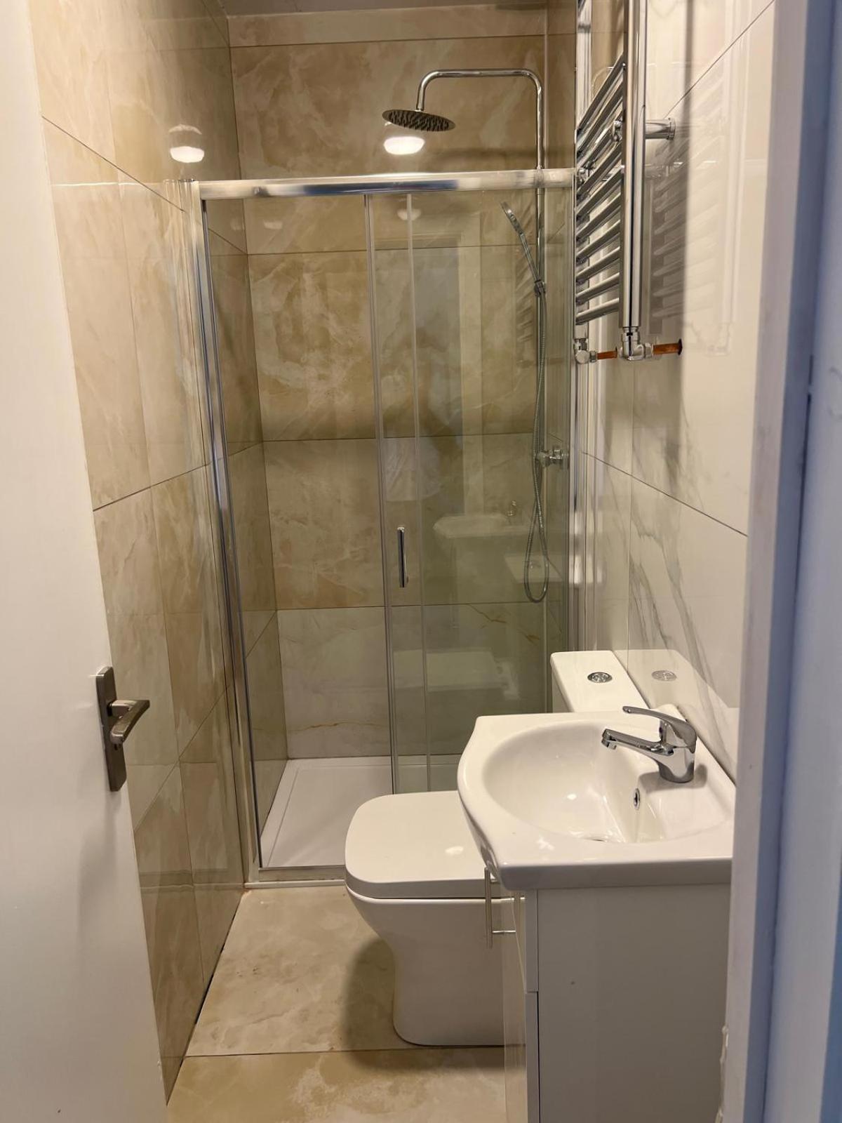 Good Priced Single Rooms In Northolt Zewnętrze zdjęcie